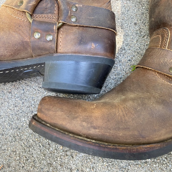 FRYE HARNESS BOOTS SZ 9 - Picture 9 of 11